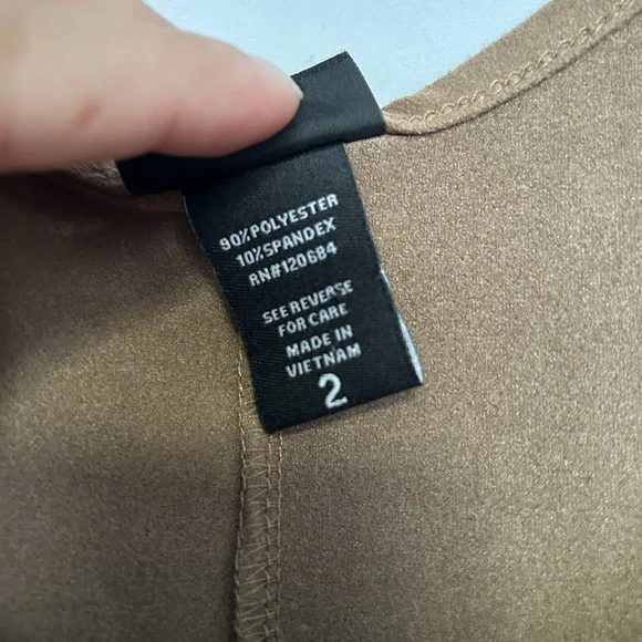 Torrid Laser-Cut Hem Sleeveless Tank Top - Picture 6 of 7